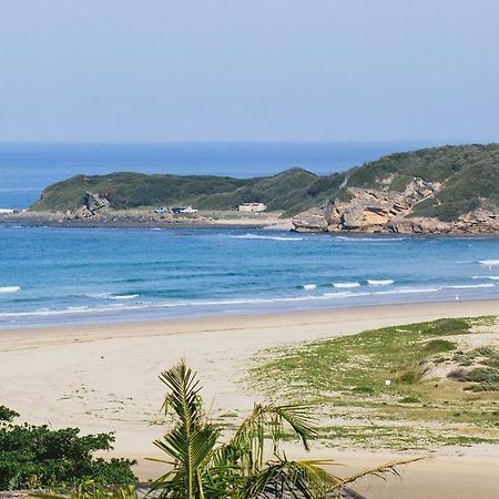 Reef View Bnb East London Esterno foto