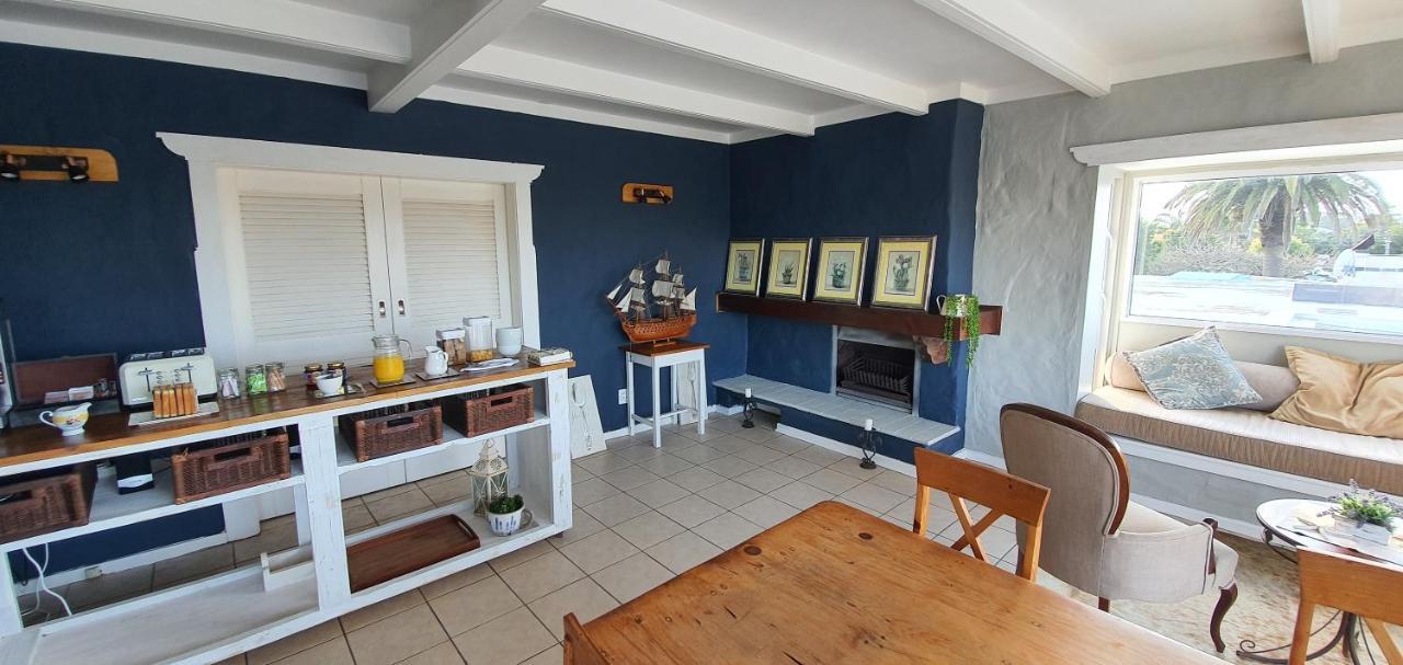 Reef View Bnb East London Esterno foto