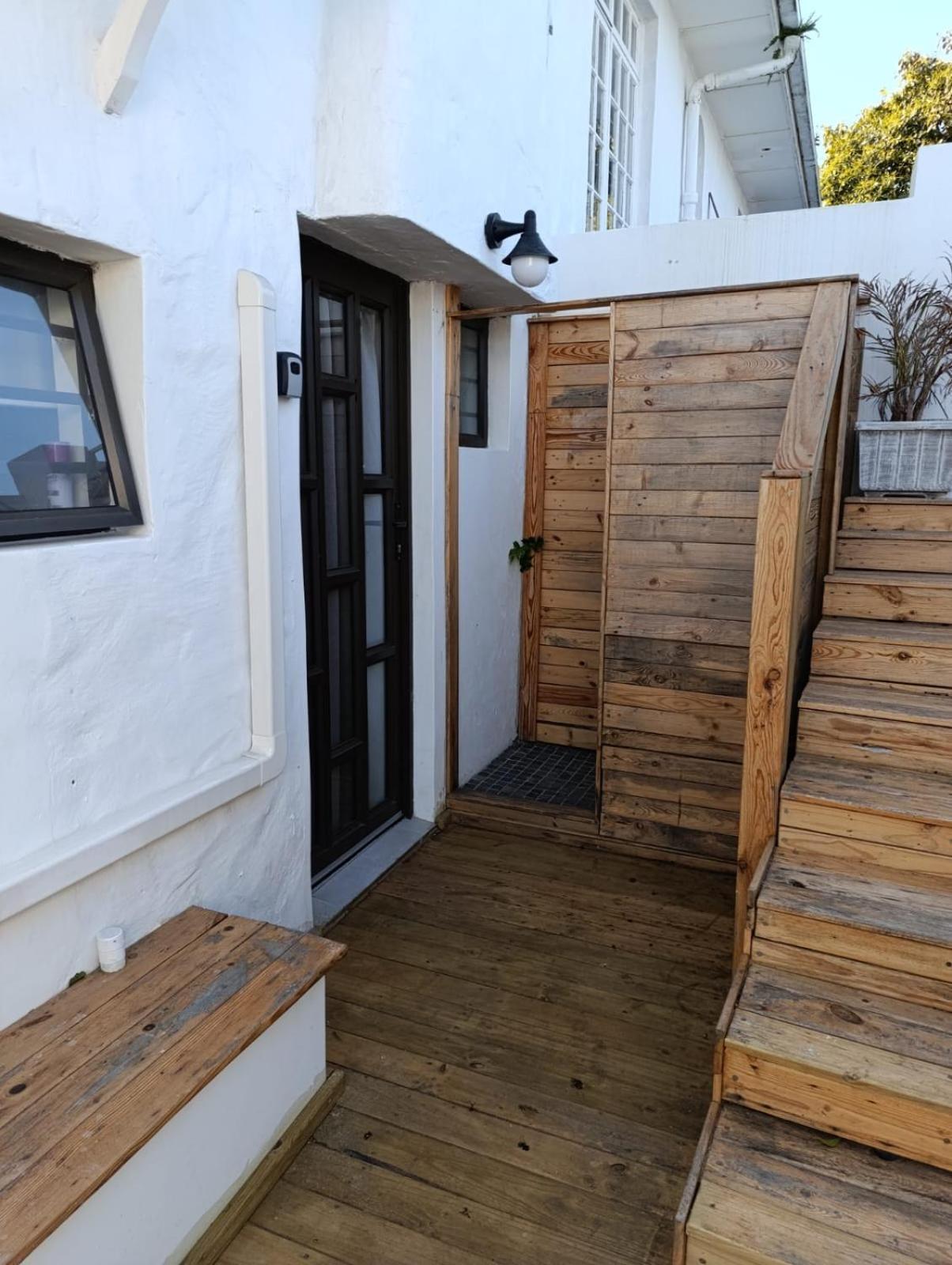 Reef View Bnb East London Esterno foto