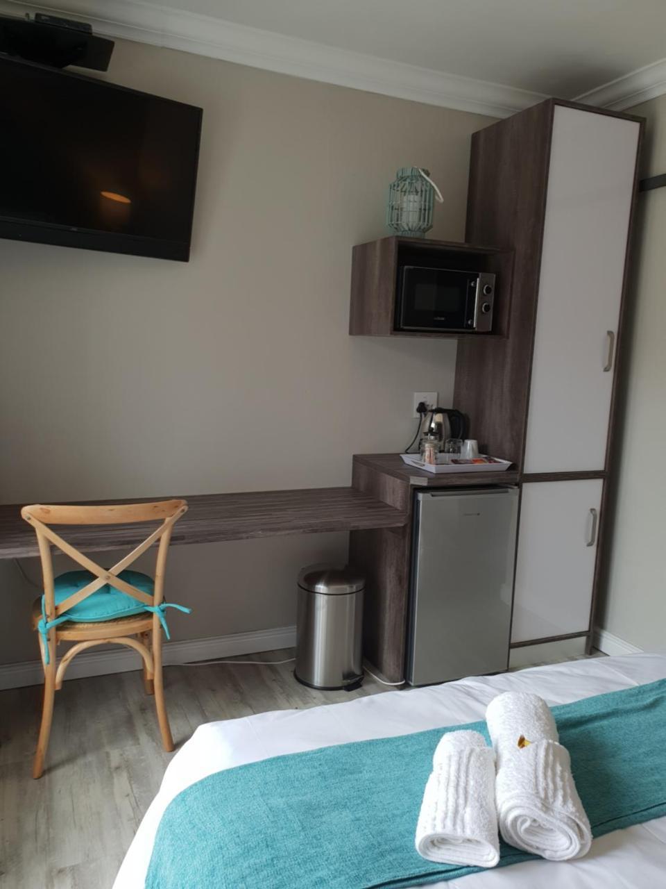 Reef View Bnb East London Esterno foto